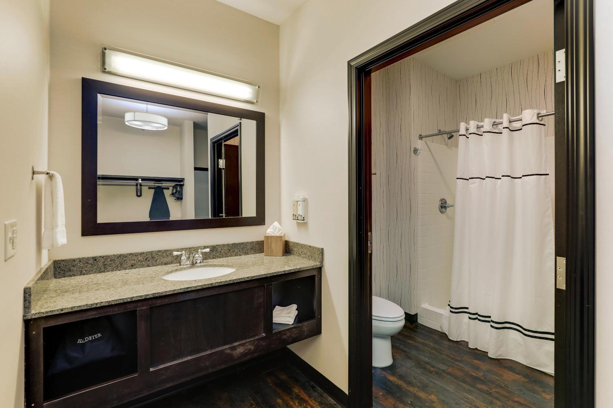 Stoney Creek Hotel Kansas City - Independence Exterior photo