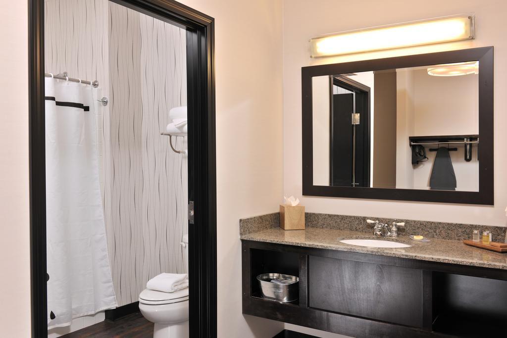Stoney Creek Hotel Kansas City - Independence Exterior photo